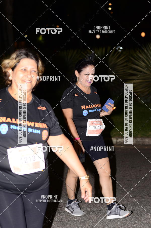 Buy your photos of the eventHalloween Run on Fotop