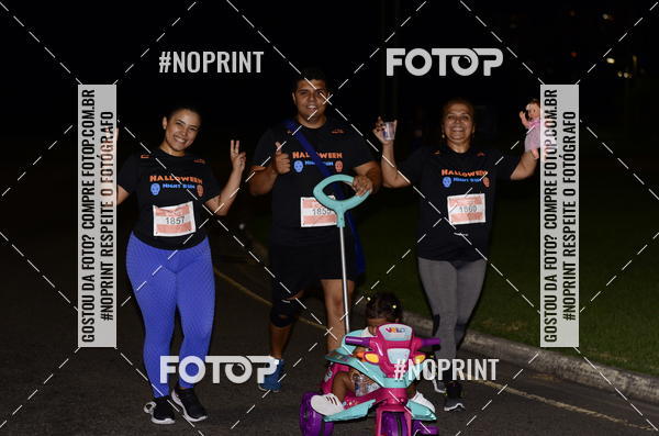 Buy your photos of the eventHalloween Run on Fotop