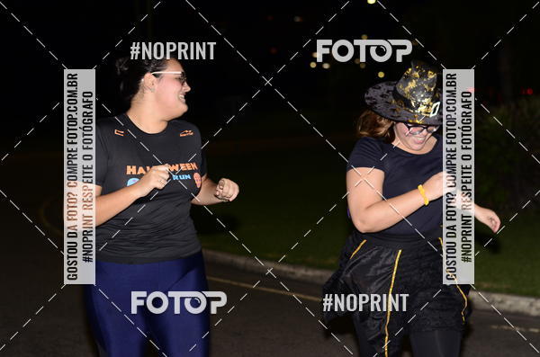 Buy your photos of the eventHalloween Run on Fotop