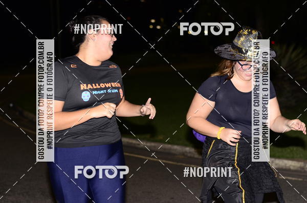 Buy your photos of the eventHalloween Run on Fotop