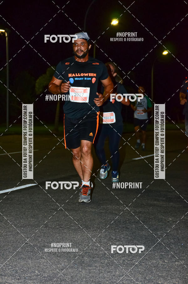 Buy your photos of the eventHalloween Run on Fotop