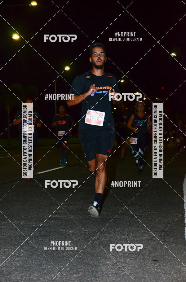 Buy your photos of the eventHalloween Run on Fotop
