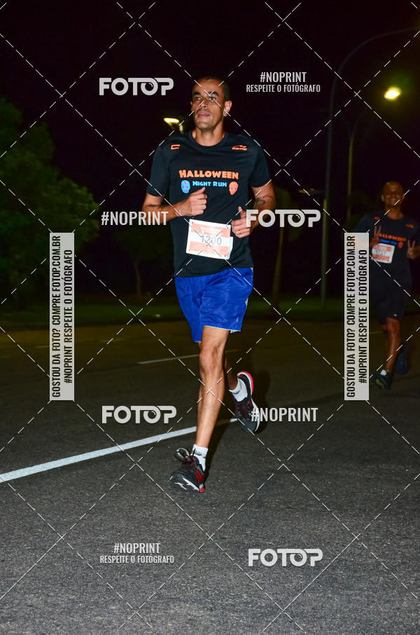 Buy your photos of the eventHalloween Run on Fotop