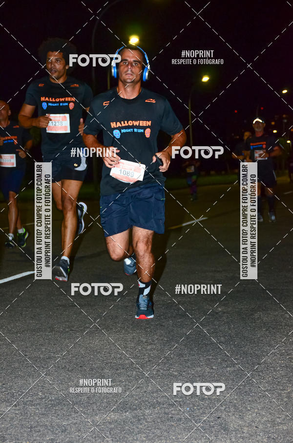 Buy your photos of the eventHalloween Run on Fotop