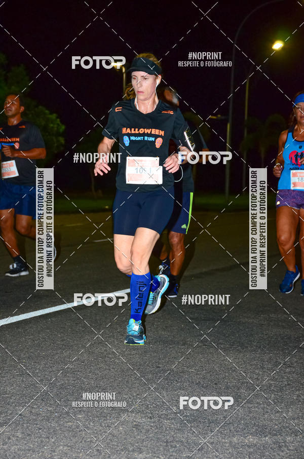 Buy your photos of the eventHalloween Run on Fotop