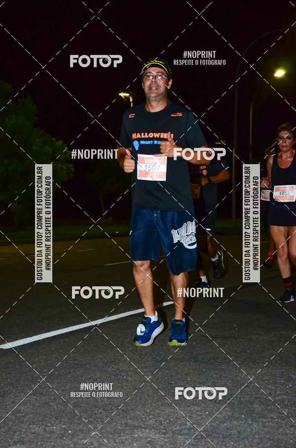 Buy your photos of the eventHalloween Run on Fotop