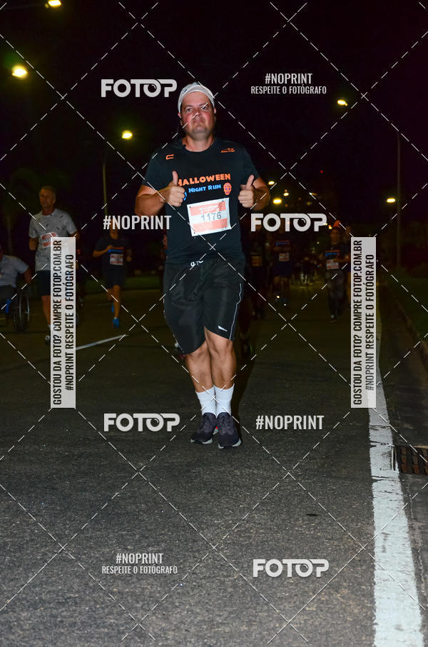 Buy your photos of the eventHalloween Run on Fotop