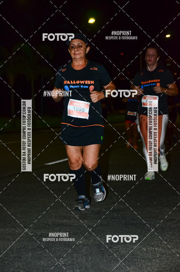 Buy your photos of the eventHalloween Run on Fotop
