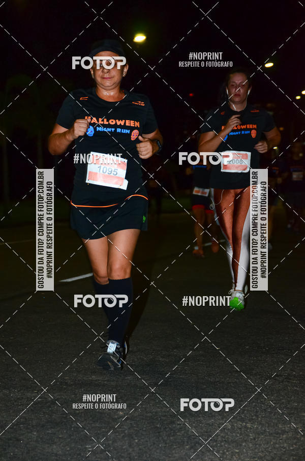Buy your photos of the eventHalloween Run on Fotop