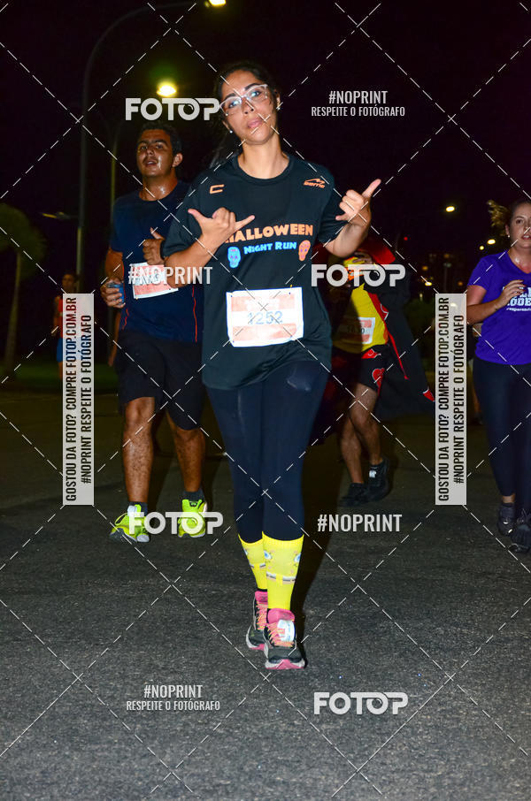 Buy your photos of the eventHalloween Run on Fotop