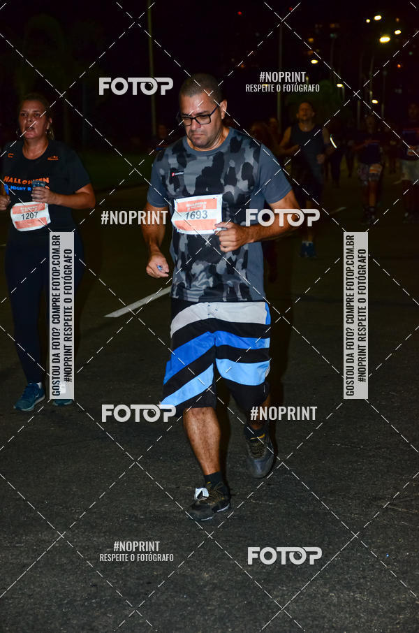Buy your photos of the eventHalloween Run on Fotop