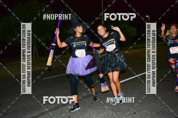Buy your photos of the eventHalloween Run on Fotop