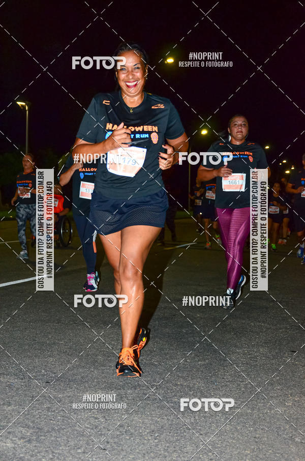 Buy your photos of the eventHalloween Run on Fotop