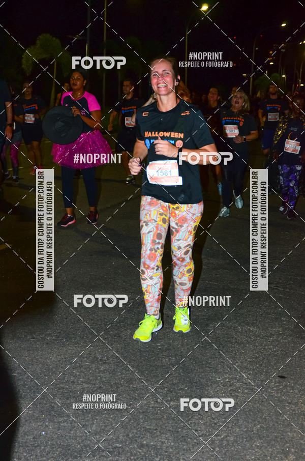 Buy your photos of the eventHalloween Run on Fotop