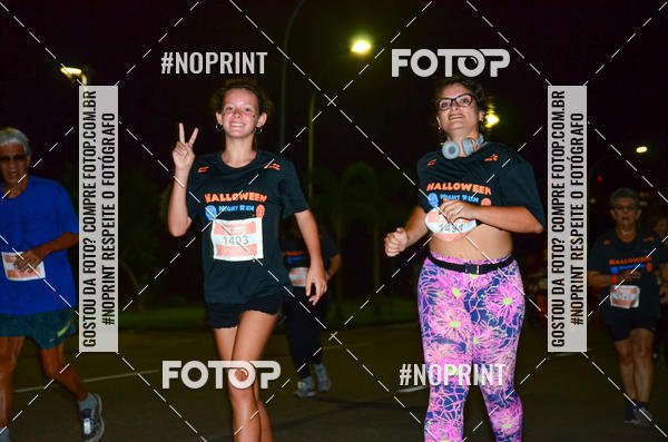 Buy your photos of the eventHalloween Run on Fotop