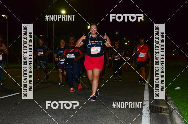 Buy your photos of the eventHalloween Run on Fotop