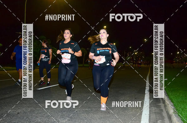 Buy your photos of the eventHalloween Run on Fotop