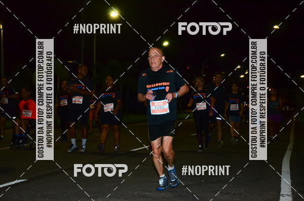 Buy your photos of the eventHalloween Run on Fotop