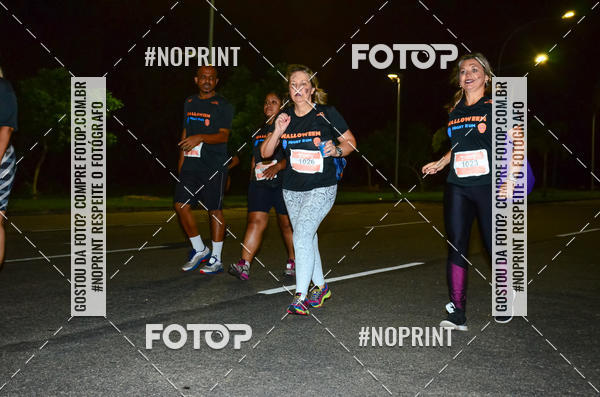 Buy your photos of the eventHalloween Run on Fotop