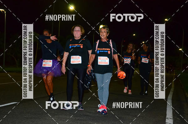 Buy your photos of the eventHalloween Run on Fotop