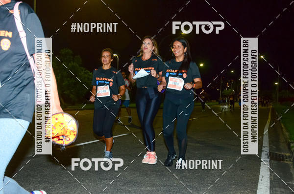Buy your photos of the eventHalloween Run on Fotop