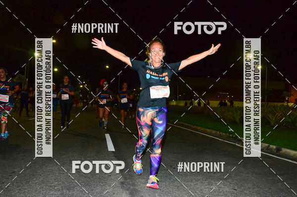 Buy your photos of the eventHalloween Run on Fotop