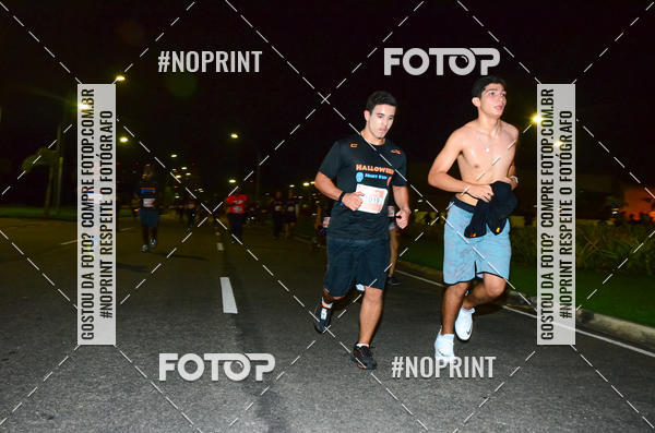 Buy your photos of the eventHalloween Run on Fotop