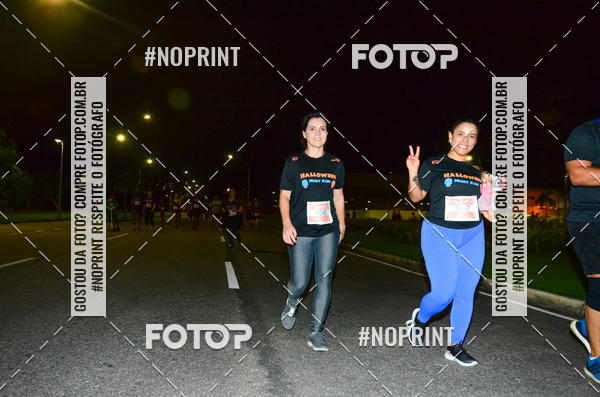 Buy your photos of the eventHalloween Run on Fotop