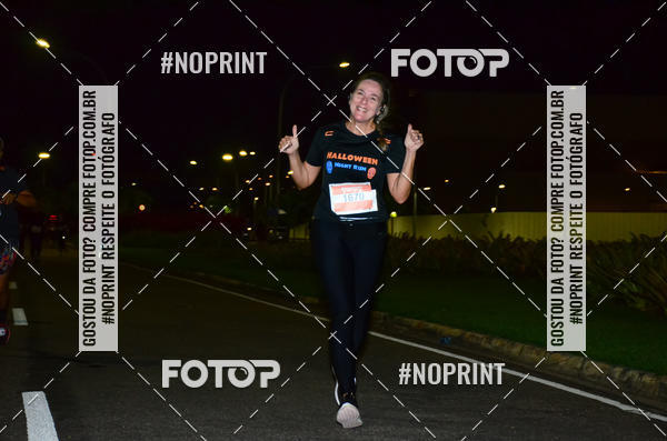 Buy your photos of the eventHalloween Run on Fotop