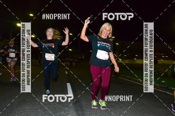 Buy your photos of the eventHalloween Run on Fotop
