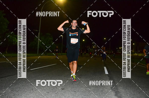 Buy your photos of the eventHalloween Run on Fotop