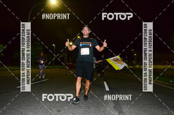 Buy your photos of the eventHalloween Run on Fotop