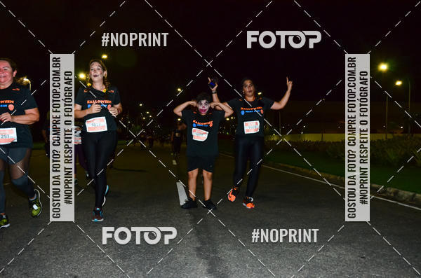 Buy your photos of the eventHalloween Run on Fotop