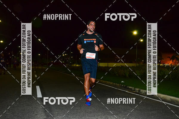 Buy your photos of the eventHalloween Run on Fotop