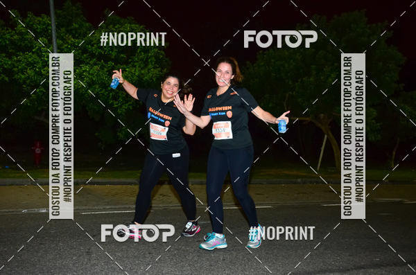 Buy your photos of the eventHalloween Run on Fotop