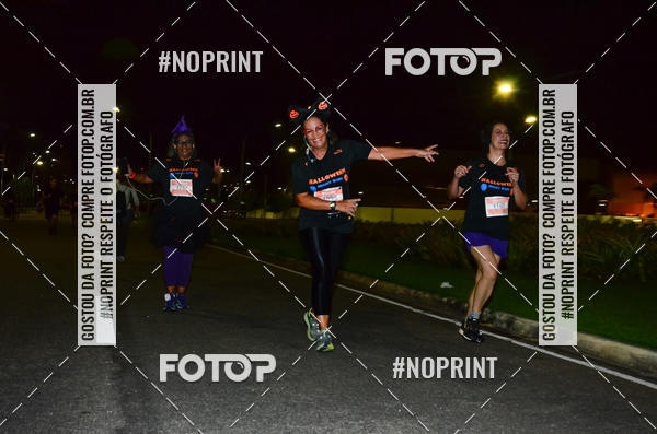 Buy your photos of the eventHalloween Run on Fotop