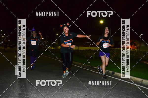 Buy your photos of the eventHalloween Run on Fotop
