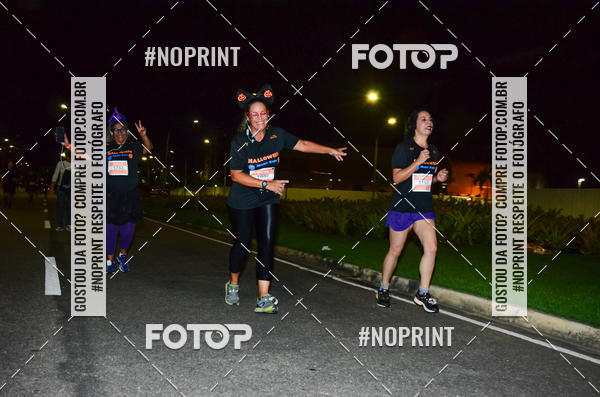 Buy your photos of the eventHalloween Run on Fotop