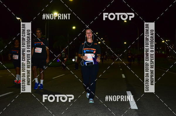 Buy your photos of the eventHalloween Run on Fotop