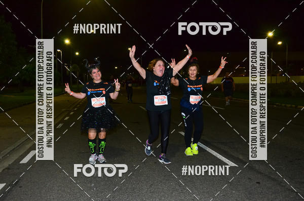 Buy your photos of the eventHalloween Run on Fotop