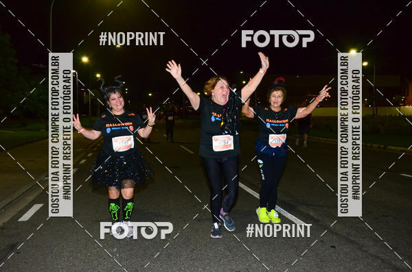 Buy your photos of the eventHalloween Run on Fotop
