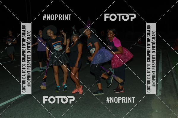 Buy your photos of the eventHalloween Run on Fotop