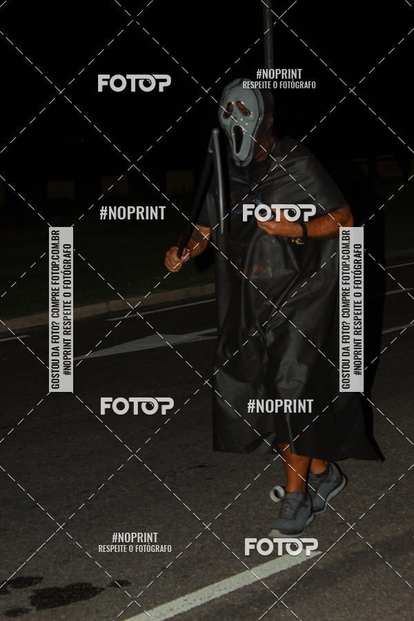Buy your photos of the eventHalloween Run on Fotop