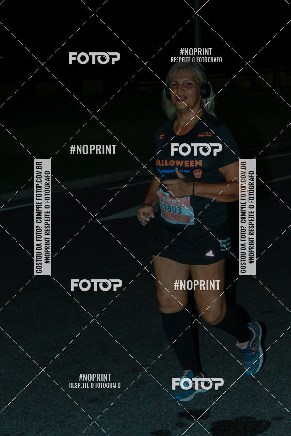 Buy your photos of the eventHalloween Run on Fotop
