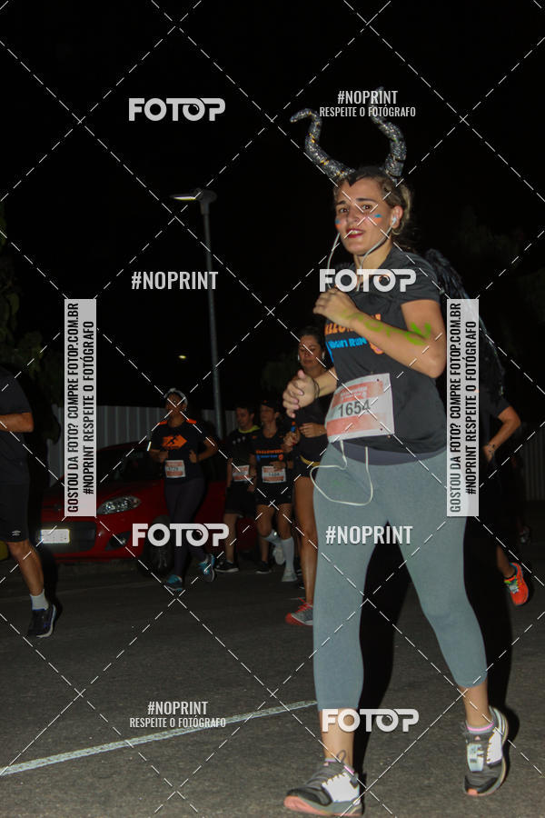 Buy your photos of the eventHalloween Run on Fotop