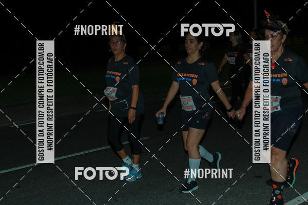Buy your photos of the eventHalloween Run on Fotop