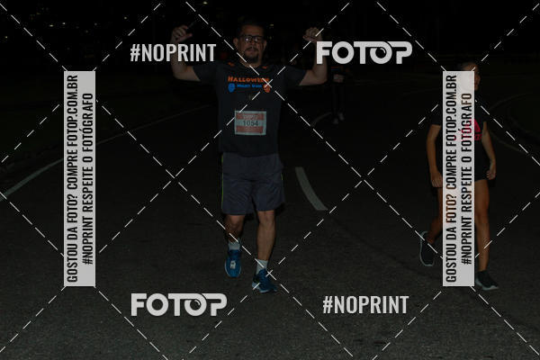 Buy your photos of the eventHalloween Run on Fotop