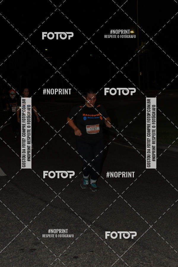Buy your photos of the eventHalloween Run on Fotop