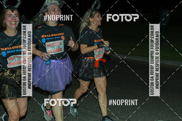Buy your photos of the eventHalloween Run on Fotop