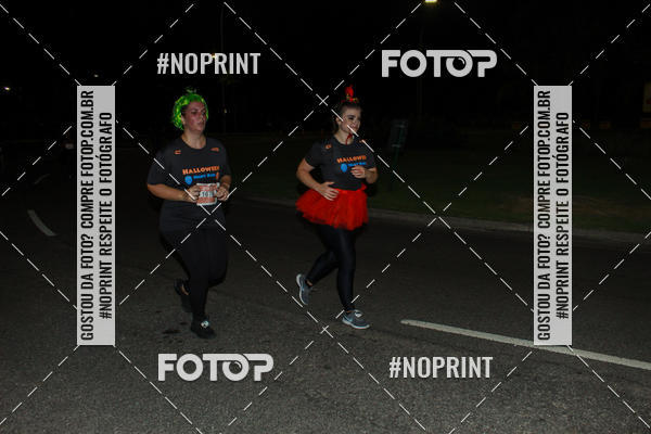 Buy your photos of the eventHalloween Run on Fotop